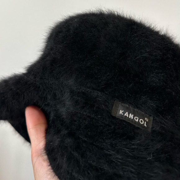 VINTAGE 90S KANGOL 'FURGORA' BLACK ANGORA FUR BUCKET HAT FALL/WINTER-Regular Fit - Picture 8 of 10